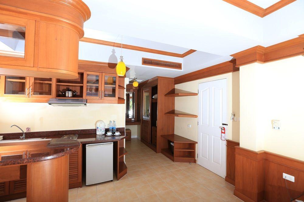 Chaba Kata Beach Hotel 외부 사진