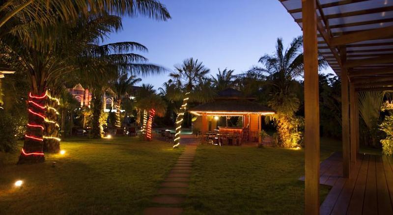 Chaba Kata Beach Hotel 외부 사진