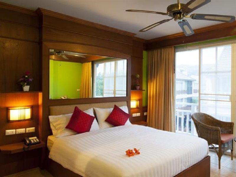 Chaba Kata Beach Hotel 외부 사진