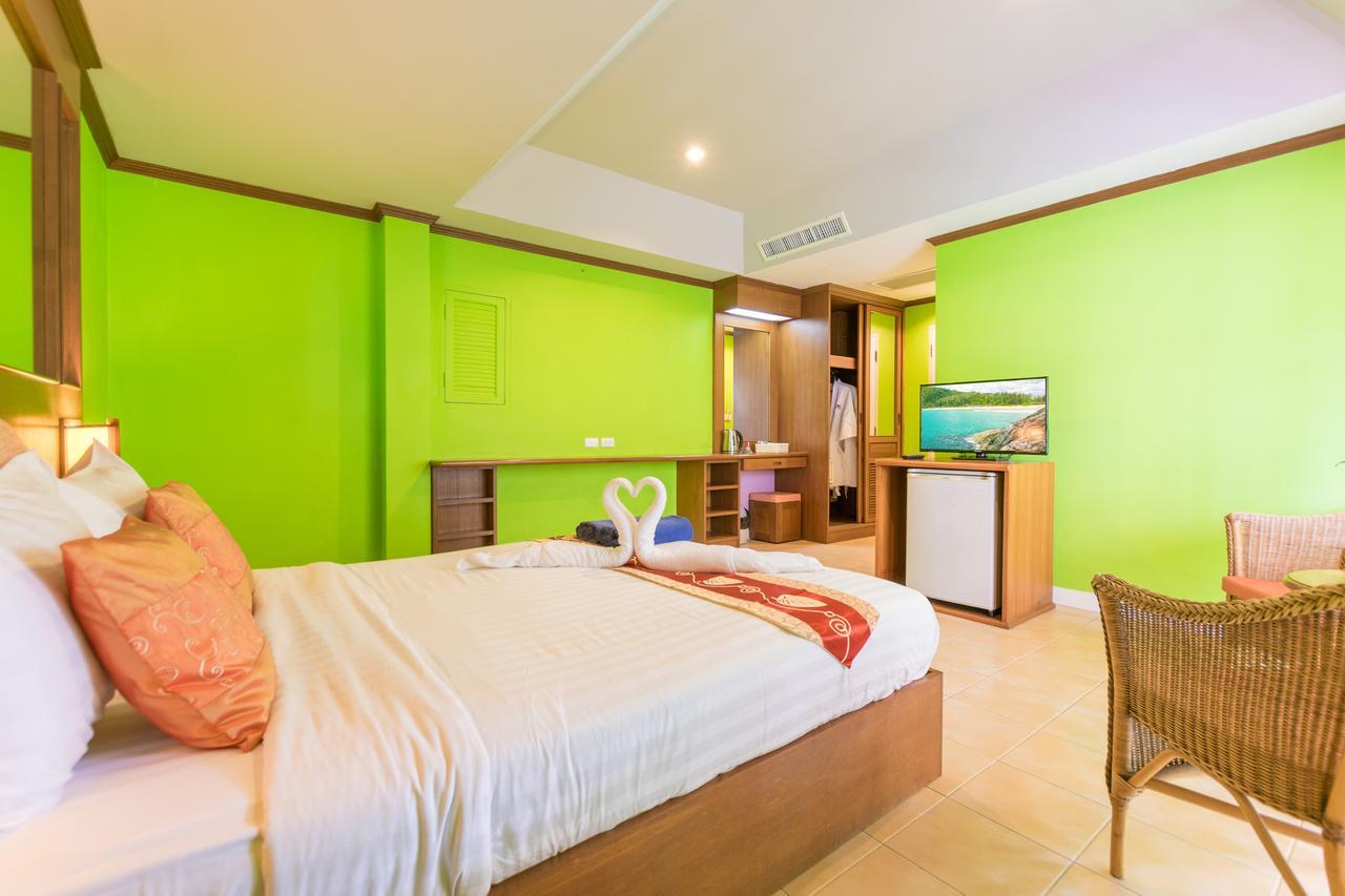 Chaba Kata Beach Hotel 객실 사진